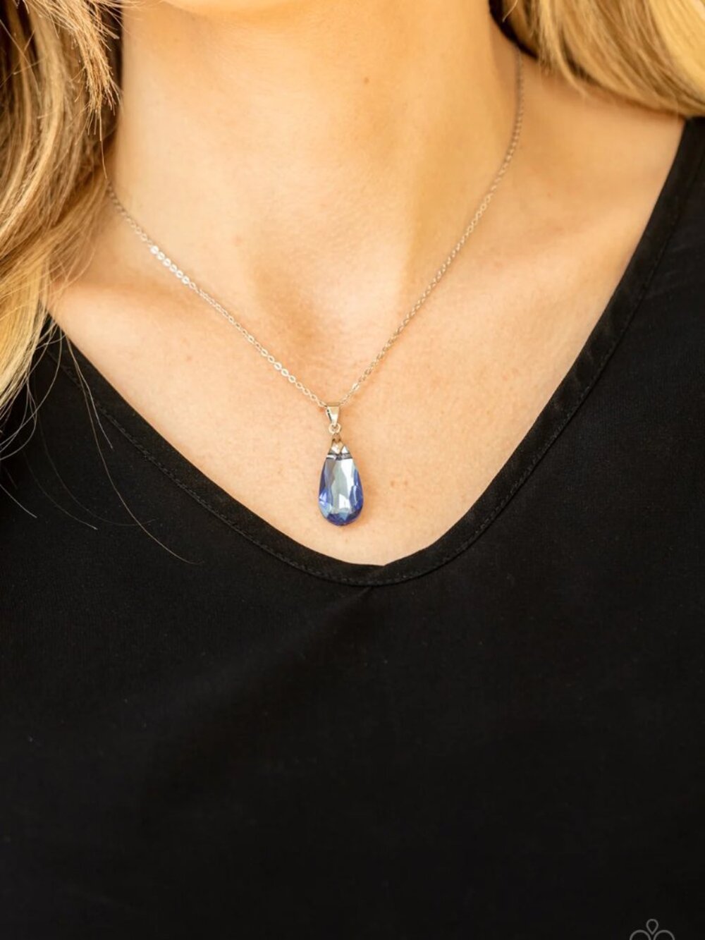 Paparazzi Jewelry Accessories - Optimized Opulence - Blue Necklace - Vintage